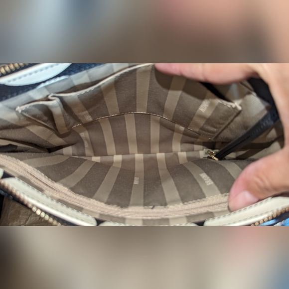 Brahmin Barcelona Polka Dot Crossbody EUC - Picture 4 of 10